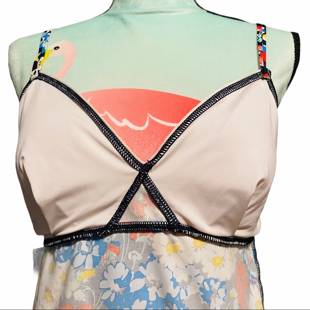 Lands' End Women's Tankini Swimsuit Top 12 - Picture 5 of 9